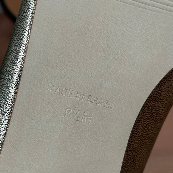 NWOT Walking Cradle Round Toe Gold Metallic Flats Size 6.5 - Picture 10 of 10